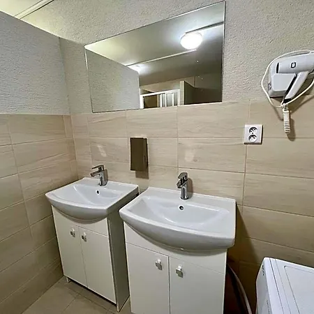 H18 Hostel