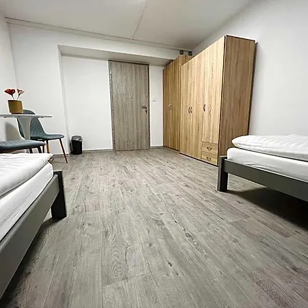 Hostel H18