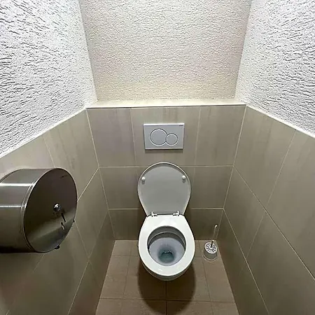 H18 Hostel *